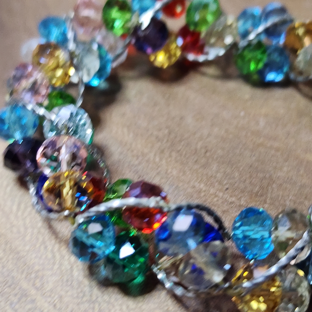 Chunky Multicolor Crystal Wire-Wrapped  Beaded Stretch Bracelet - Picture 4 of 8